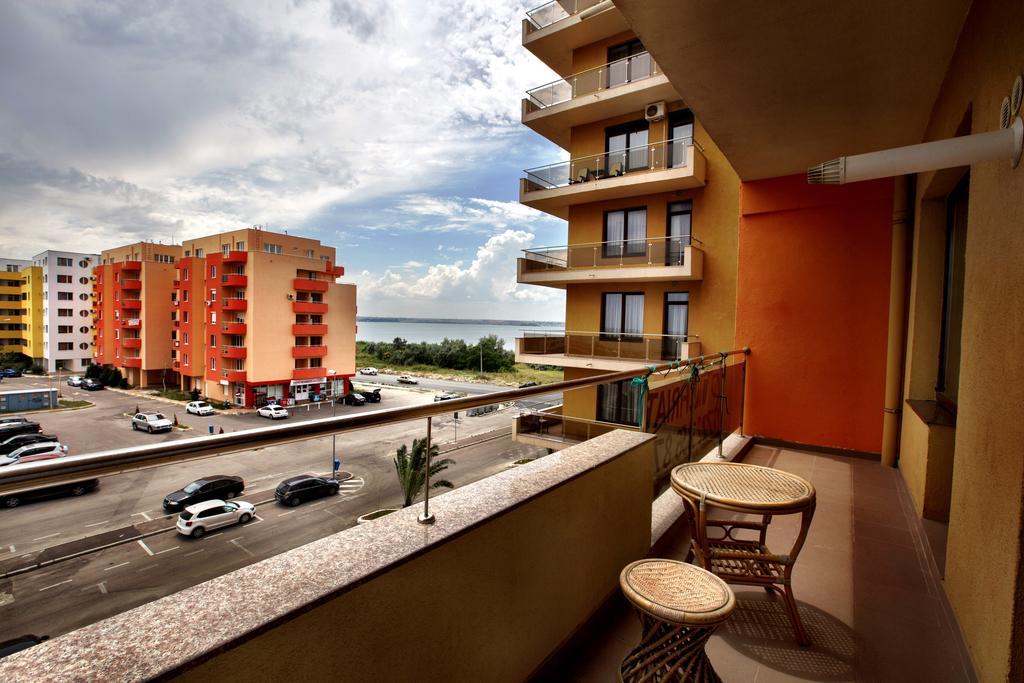 Апартаменты Theo Summerland Seaview Мамая Экстерьер фото